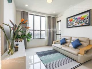 Chủ bán gấp căn hộ sky center, dt 74m2, 2pn, full nt, giá 6.2 tỷ .hđmb.  0907 709 ***