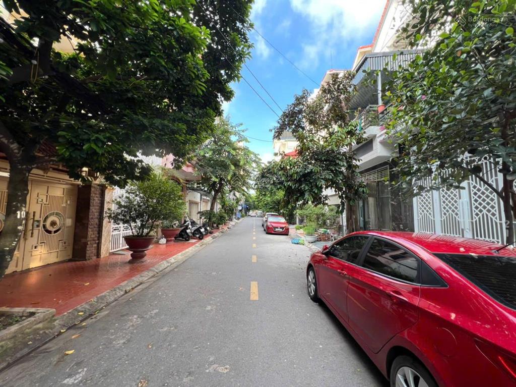 Bán đất mặt đường đặng ma la, quán nam 1 lô duy nhất hướng đông nam sổ đỏ san tên thoải mái