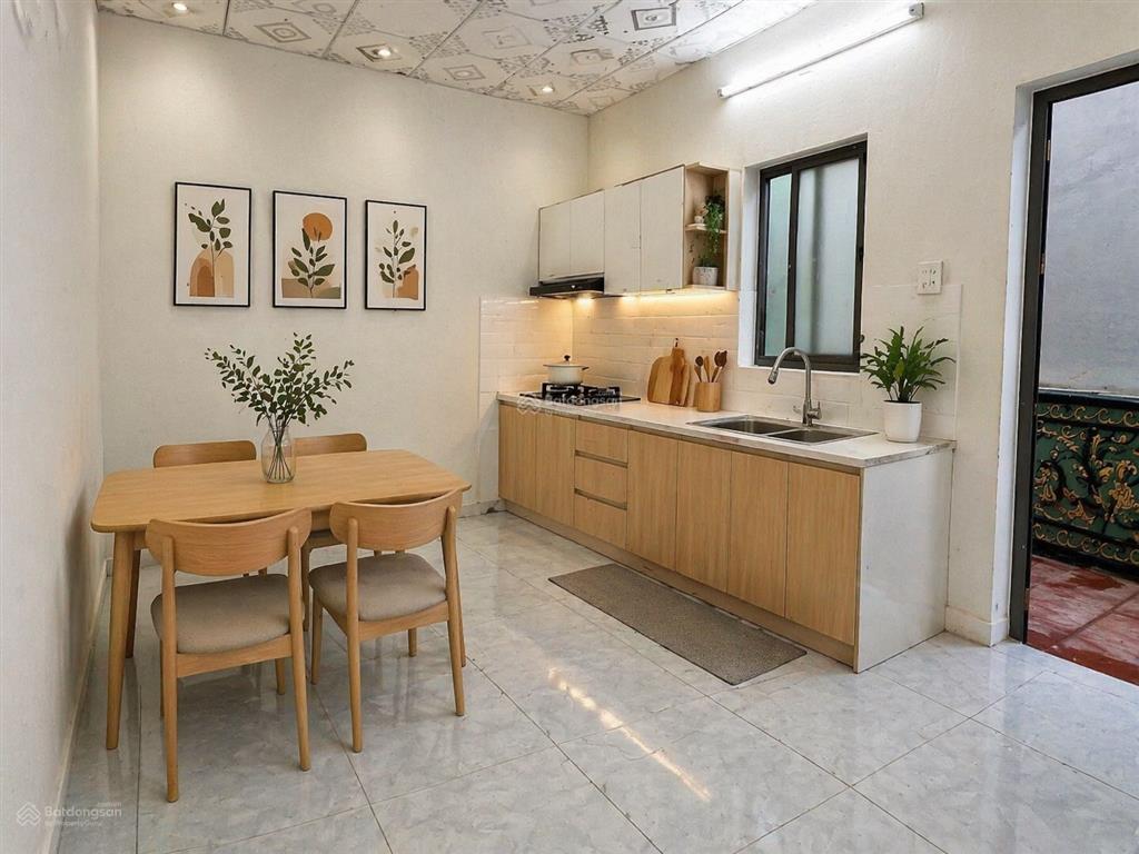 Bán đất tặng nhà, có thể cho thuê hoặc ở