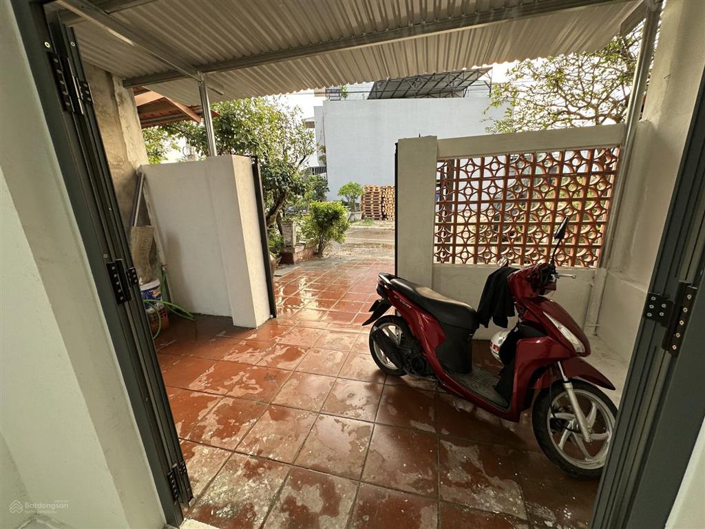 Bán đất tặng nhà, có thể cho thuê hoặc ở