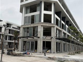 Shophouse xẻ khe mặt đường 45m, dt 96m2 x 5tầng, giá ngoại giao ck lên đến gần % còn 14,7 tỷ