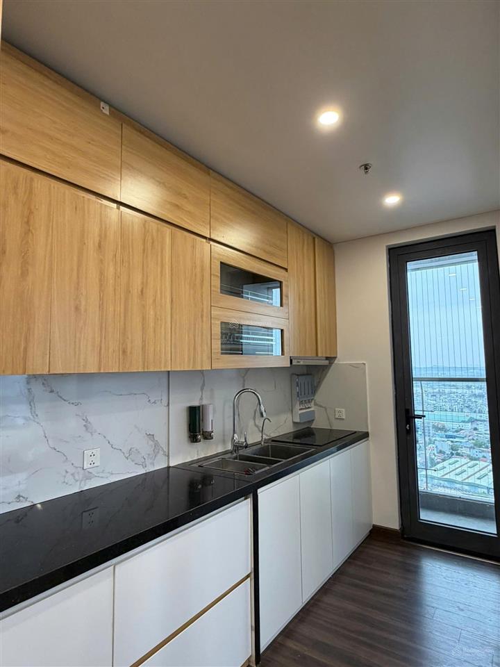 Chuyển nhượng căn góc view vin siêu hiếm tại hoàng huy grand tower.  0363 931 ***