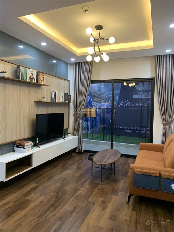Chính chủ gửi bán căn góc hoa hậu dự án usilk 104 kđt văn khê, 3 ngủ 2 vệ sinh 2 bc view hồ
