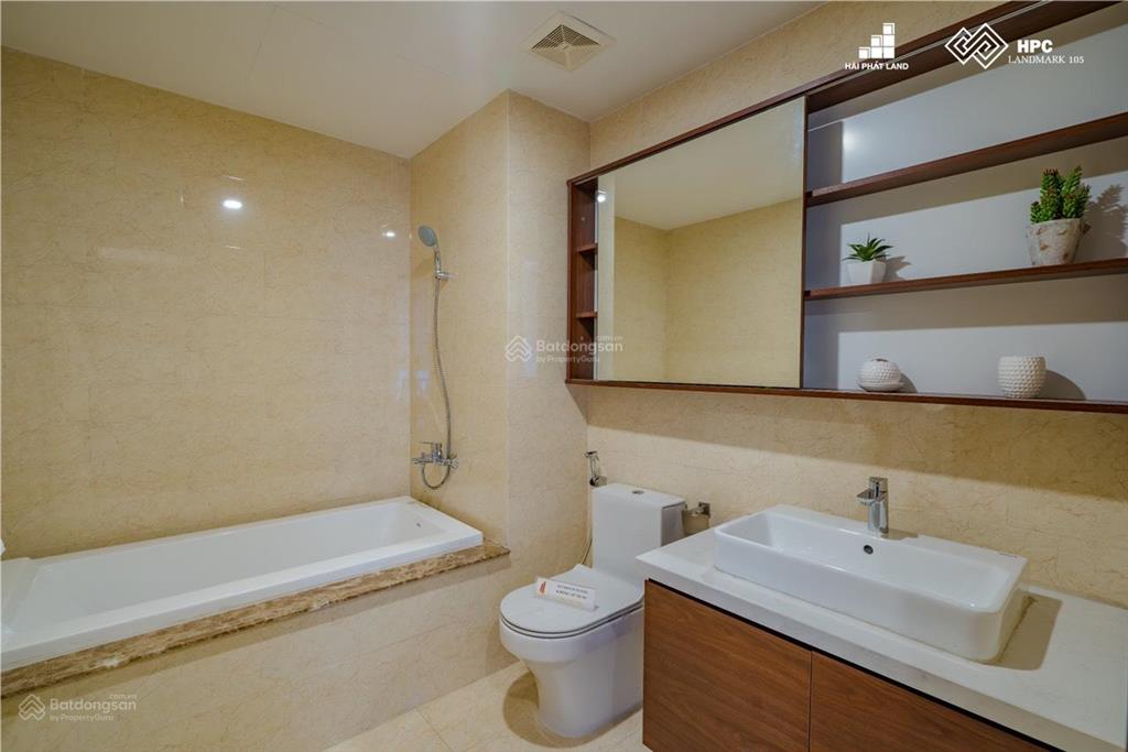 Bán nhanh căn hộ 3 ngủ chung cư hpc landmark 105, đã có sổ đỏ, view hồ thiên văn học