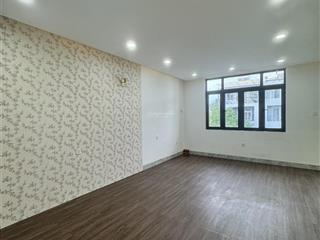 Cho thuê nguyên căn nhà 4 tầng 6 x 20, 1 sẹc kdc bình lợi  đặng thuỳ trâm làm vp cty gd ở. 8 phò