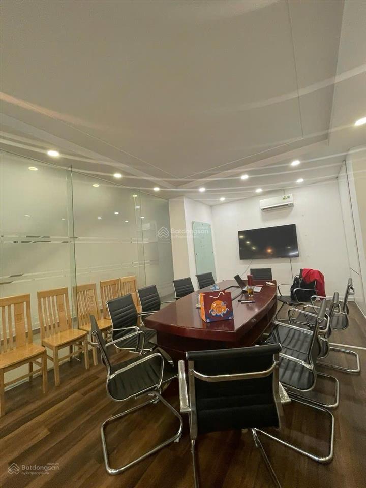 Chính chủ gửi bán nhà bình lợi
7 x 24, 1 t 3 lầu,sổ hồng hc 0917 200 ***