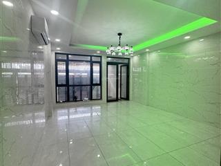 Cho thuê mặt bằng làm văn phòng công ty, spa, showroom, ngang 5 x 22, s sử dụng 100 m, giá 15 tr.