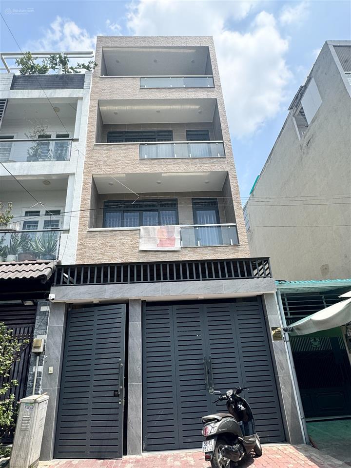 Cho thuê mặt bằng làm văn phòng công ty, spa, showroom, ngang 5 x 22, s sử dụng 100 m, giá 15 tr.