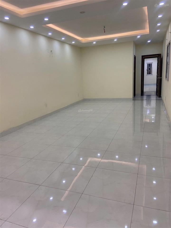 Cần bán nhà mặt tiền nguyễn xí, p13, quận bình thạnh. dt ngang 4,2m dài 25m. kc nhà 1 trệt 1 lầu