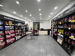 Cho thuê mặt bằng đối diện đại học văn lang cơ sở 3.
lối đi riêng. 5x15. được phép ở lại kinh doanh