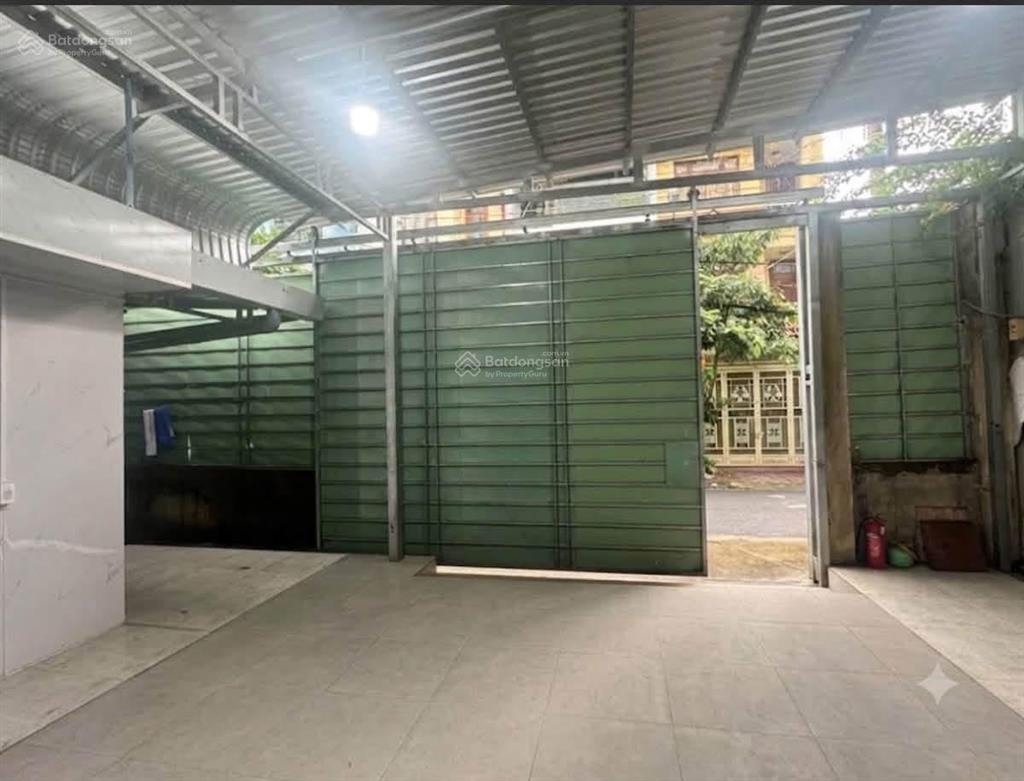 Cho thuê kho lạnh. đã có sẵn kho đông lạnh. thiết kế sẵn 1 chiều. hoặc có thể cải tạo trống suốt 1