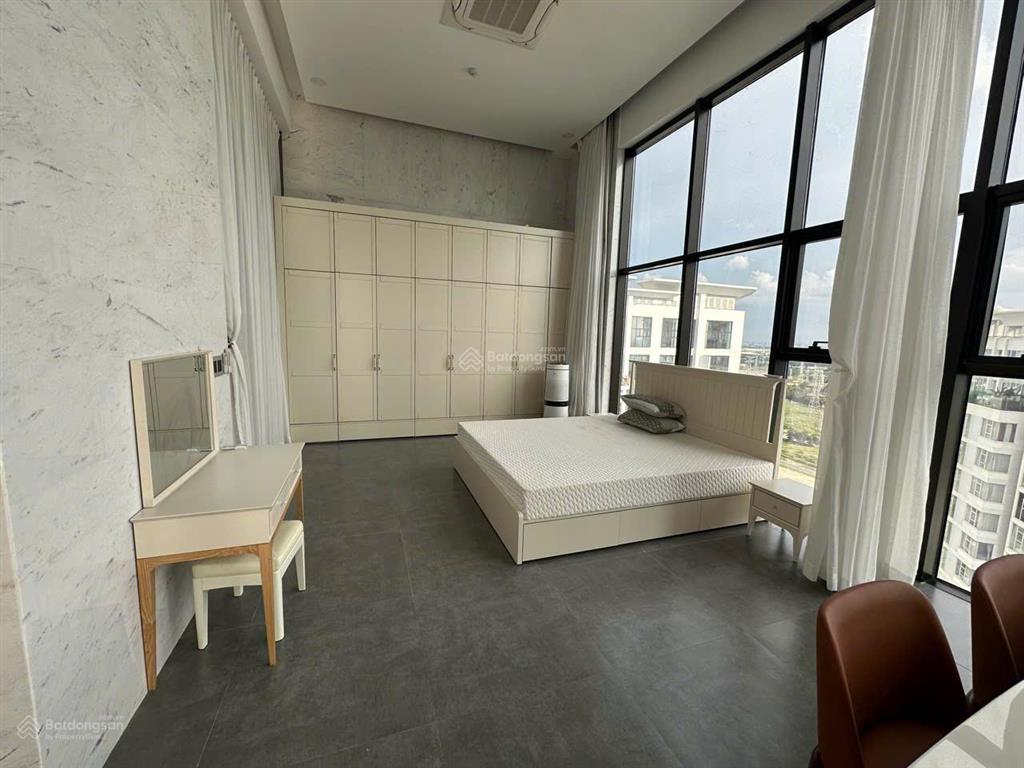 Bán penthouse sora gardens 2 giá 15 tỷ full nội thất view hồ siêu đẹp