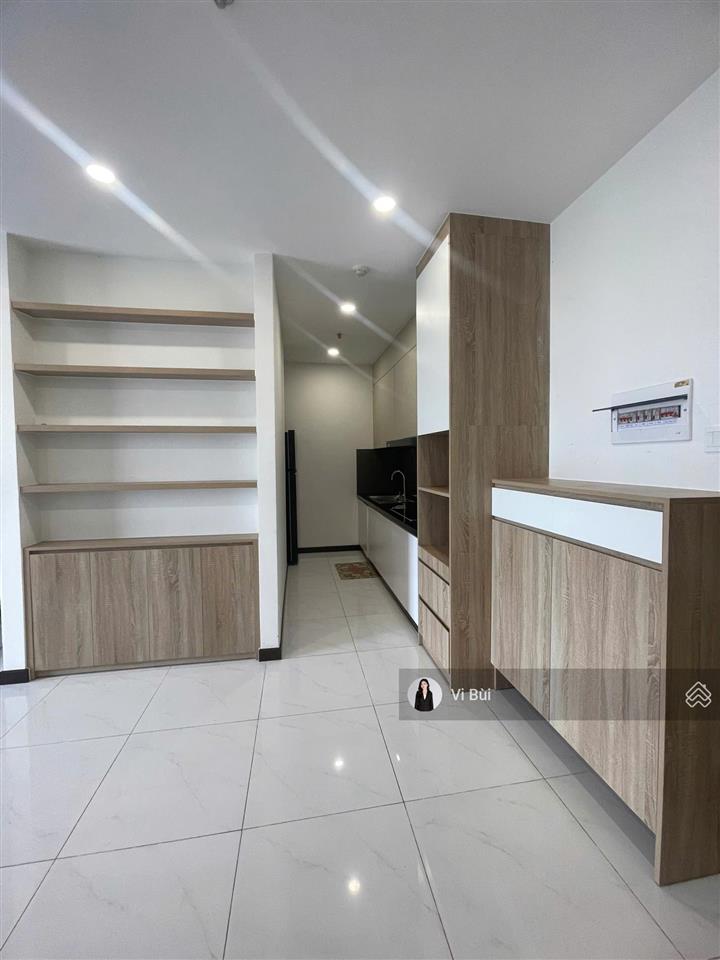 Cho thuê căn hộ skyview 1pn giá 8tr đầy đủ nội thất, hướng mát view đẹp.  0901 840 ***
