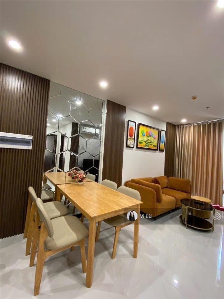 Bán căn hộ skyview giá 2.6 tỷ có đầy đủ nội thất và slot giữ xe ô tô.  0901 840 ***