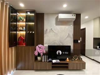 Bán căn hộ skyview giá 2.6 tỷ có đầy đủ nội thất và slot giữ xe ô tô.  0901 840 ***
