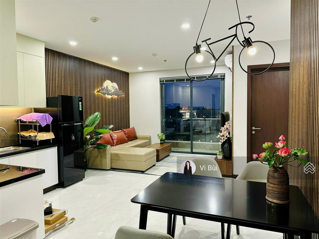 Cho thuê căn hộ 3pn csky view giá 20tr/tháng bao vat và pql, nội thất đẹp