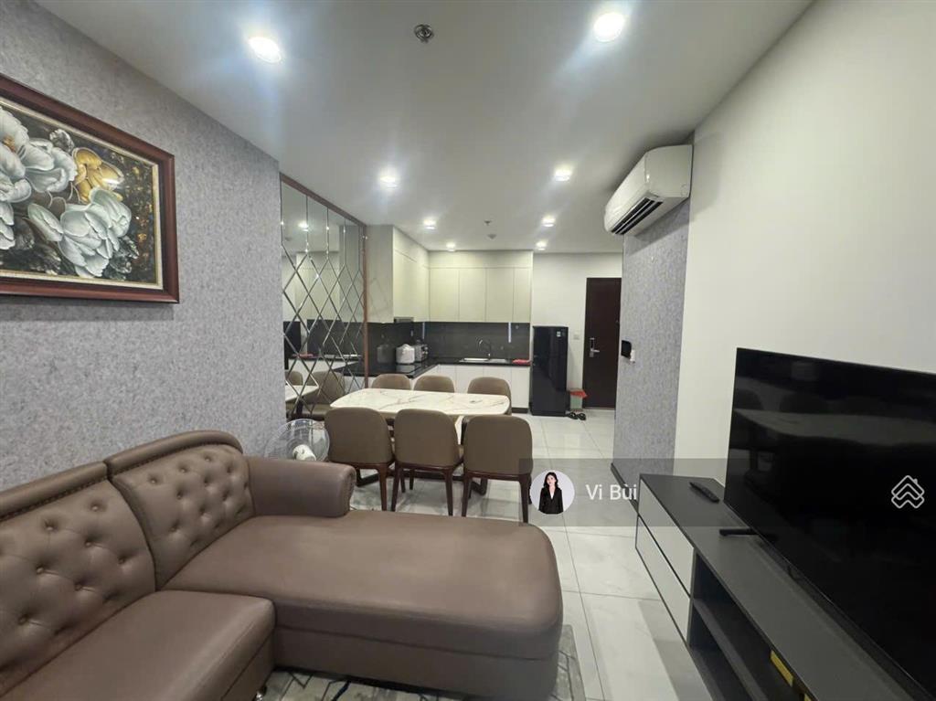 Bán căn hộ cskyview chánh nghĩa, giá 2.5 tỷ full nội thất đẹp.  0901 840 ***