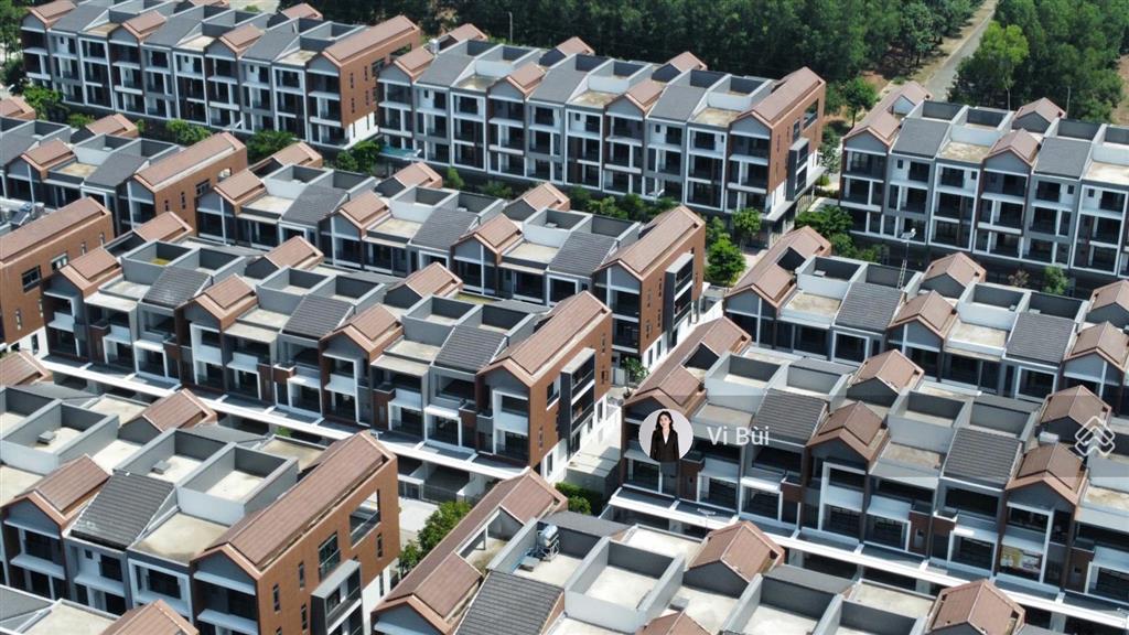 Bán nhà phố artisan park căn góc 3 tầng giá 9,9 tỷ diện tích 141m2 chỉ 70 triệu/m2
