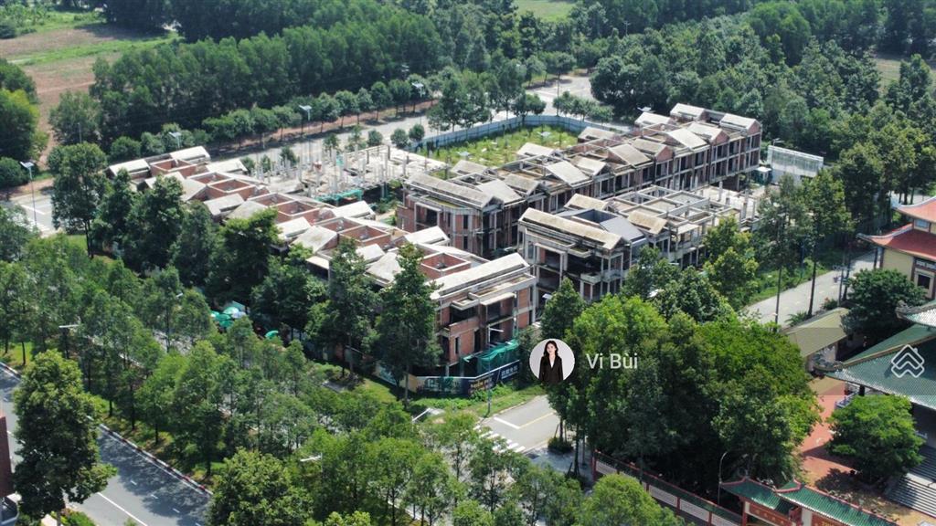 Bán nhà phố artisan park căn góc 3 tầng giá 9,9 tỷ diện tích 141m2 chỉ 70 triệu/m2