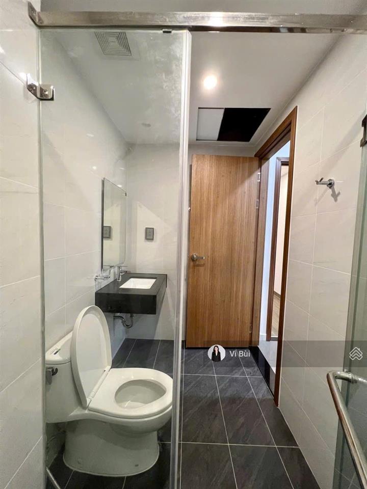 Bán căn hộ happy one central giá 1.9 tỷ có đầy đủ nội thất, có sẵn hợp đồng thuê
