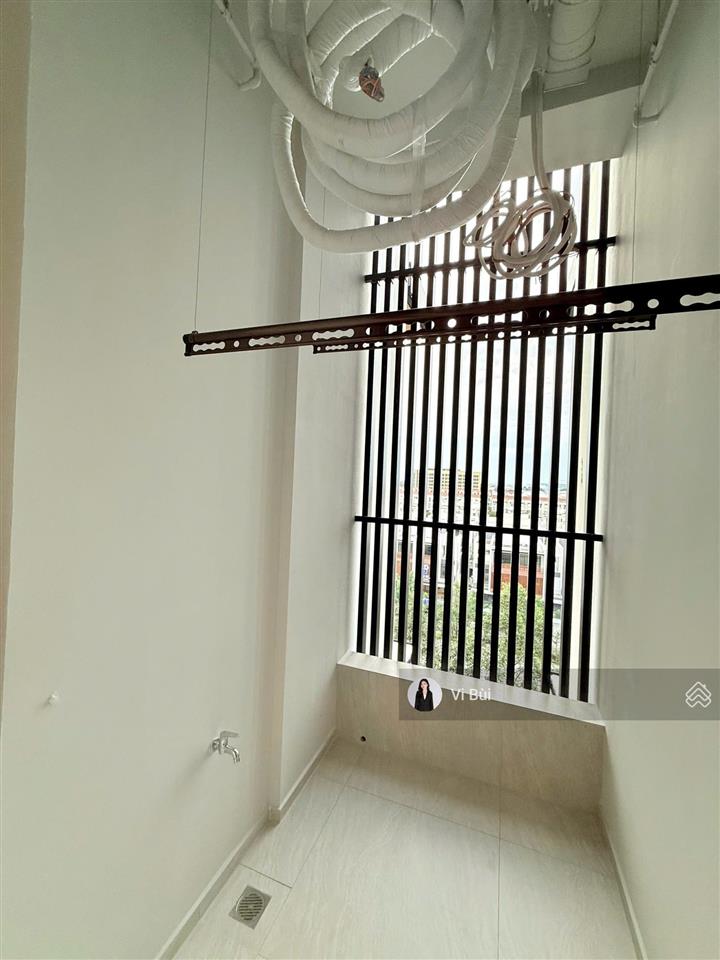 Cho thuê căn hộ the ten giá 20tr/tháng bao pql trang bị nội thất cơ bản