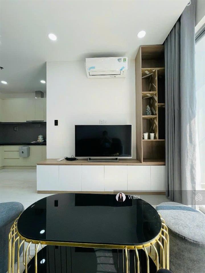 Cho thuê căn hộ happy one central giá 11tr có đầy đủ nội thất tầng trung hướng mát