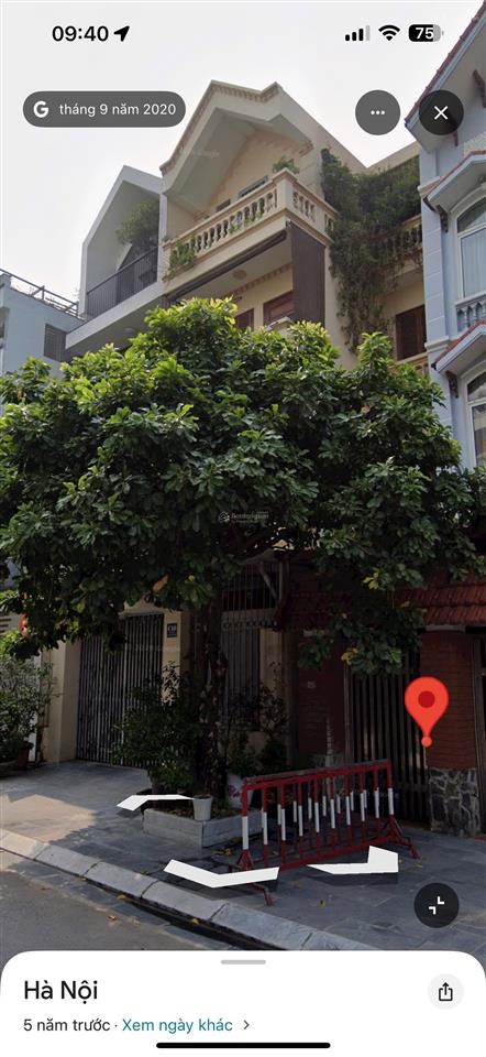 Bán gấp căn liền kề nhà vườn 110m2 tại lo c40, khu đô thị việt hưng, giá tốt  0919 488 ***