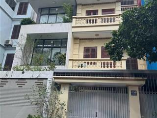 Bán gấp căn liền kề nhà vườn 110m2 tại lo c40, khu đô thị việt hưng, giá tốt  0919 488 ***