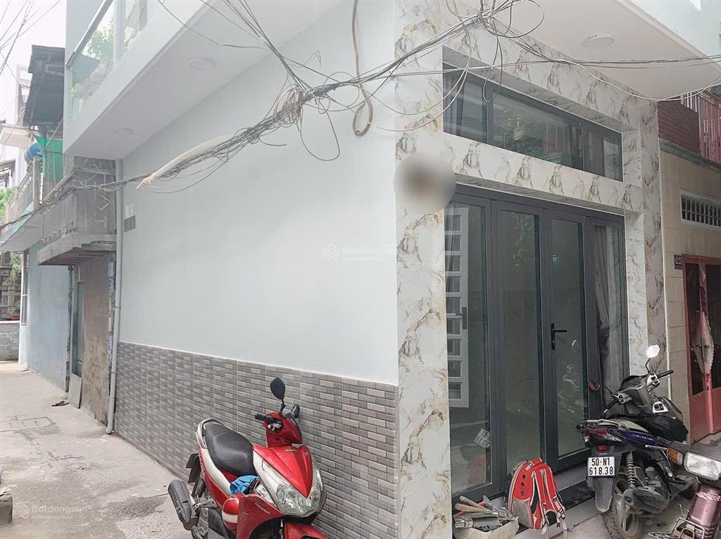 Nhà hẻm lô góc xây dựng đủ hưng phú vào thông võ trứ . phường chánh hưng q8