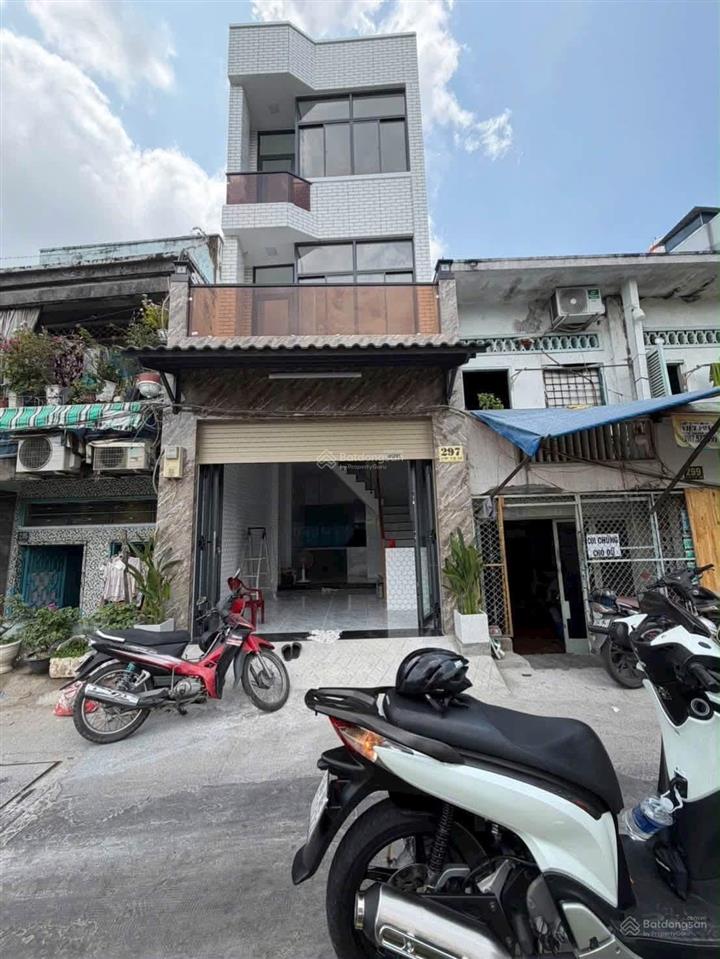 Nhà mặt tiền đường ụ cây ( p10 q8 cũ ) nay phường chánh hưng mới chính chủ bán