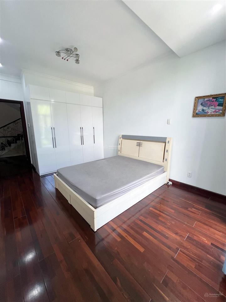 Cho nữ thuê phòng kdc trung sơn