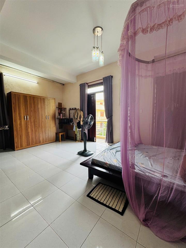 Nhà góc 2 mặt tiền đường 12m nhánh tô ký, p.trung mỹ tây, 6mx18m, 1 trệt 3 lầu. giá  10.550 tỷ