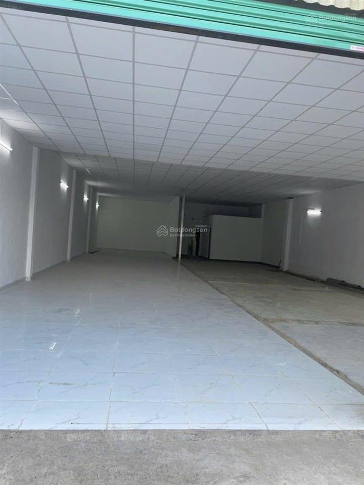 Bán nhà mặt tiền nguyễn ảnh thủ, hóc môn, 10.5mx30m, cấp 4 suốt, 2 sổ riêng, giá bán 23.990 tỷ