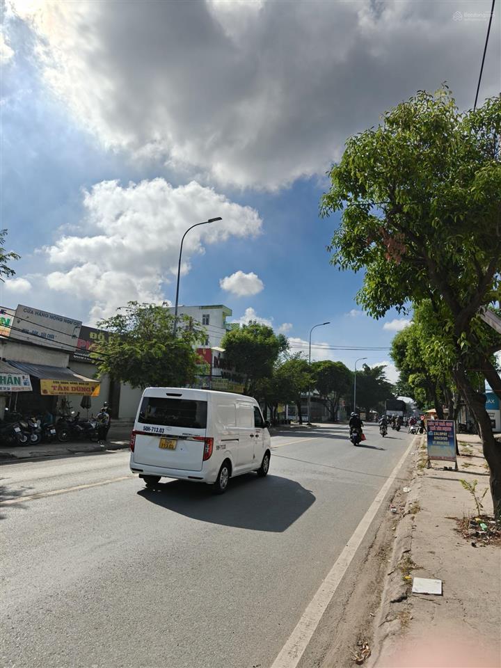 Bán nhà 9mx55m mặt tiền lê văn khương, hóc môn. vị trí đẹp. gần ngã tư hl80b. giá bán  15.7 tỷ