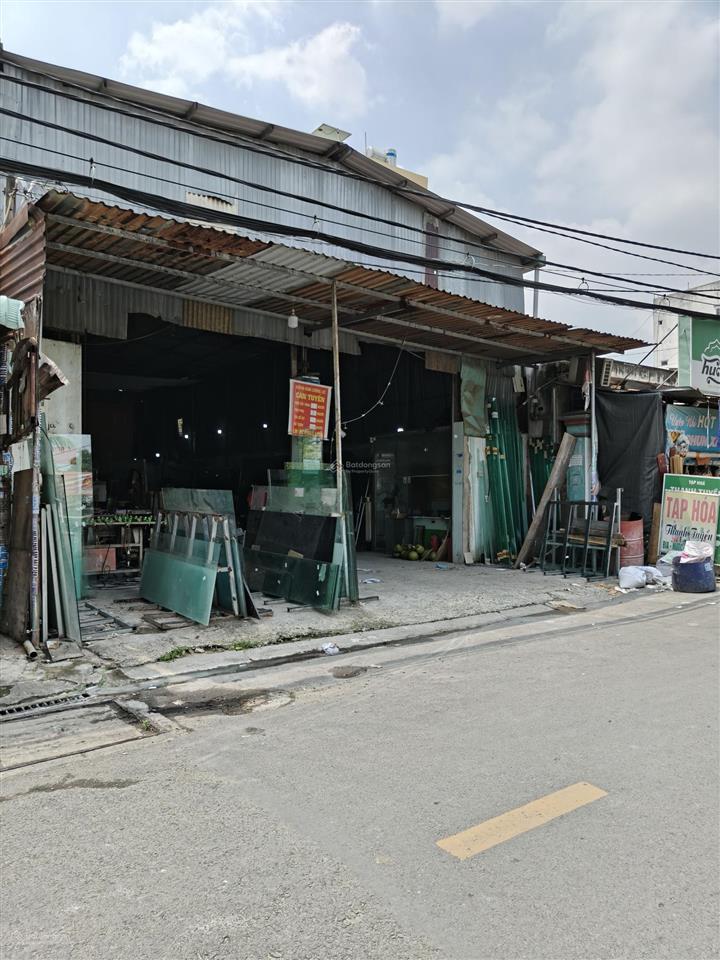 Nhà mặt tiền hiệp thành 23, quận 12. 10mx25m. vị trí ngay bến xe buýt. giá  17.490 tỷ