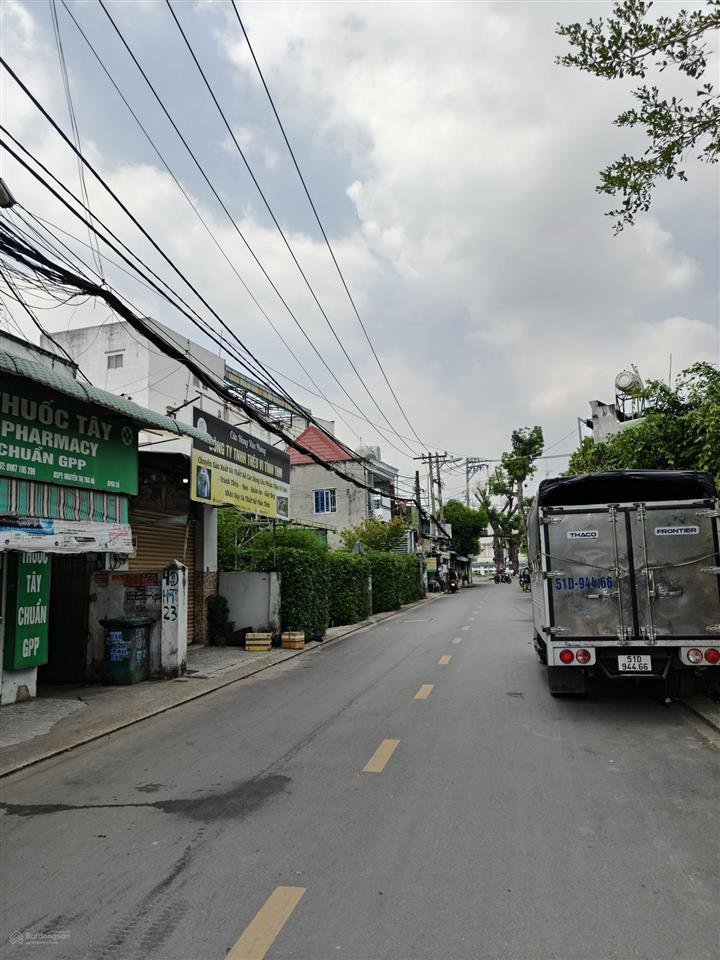 Nhà mặt tiền hiệp thành 23, quận 12. 10mx25m. vị trí ngay bến xe buýt. giá  17.490 tỷ