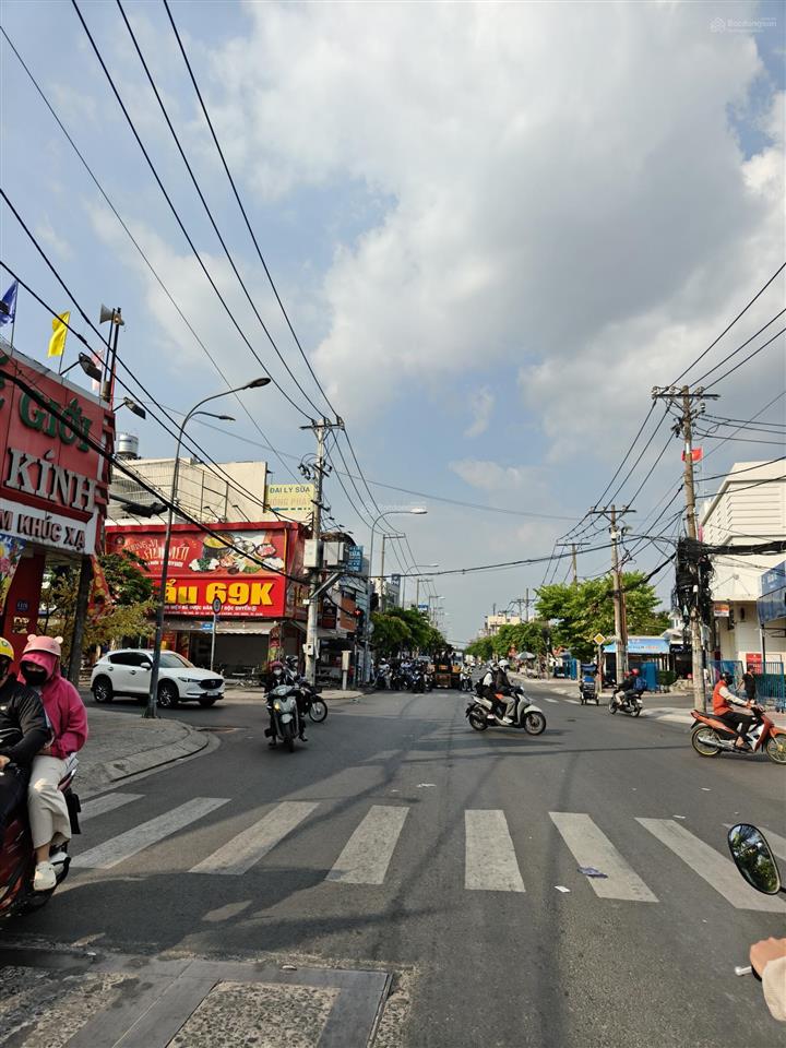 Giảm 55 tỷ nhà 2500m2 2 mặt tiền nguyễn ảnh thủ  song hành, trung chánh, hcm, giá bán  165 tỷ