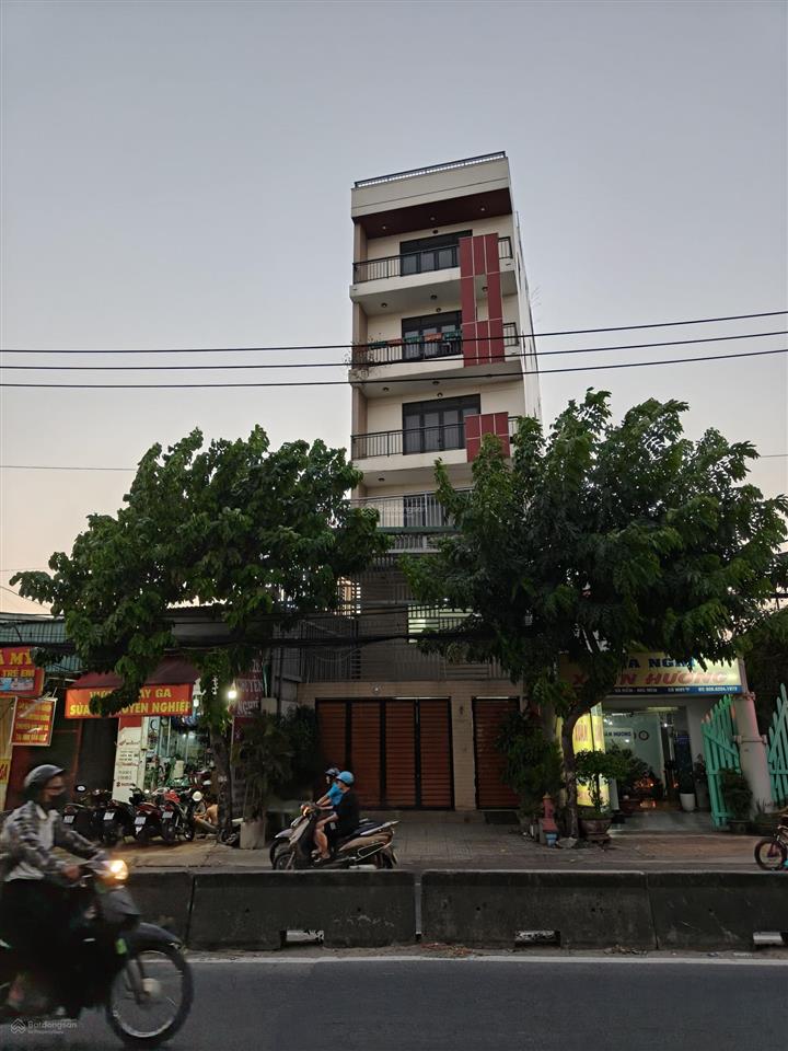 Nhà 6.5mx30m 7 tầng có thang máy mặt tiền nguyễn thị sóc, bà điểm, hóc môn, giá  10.5 tỷ