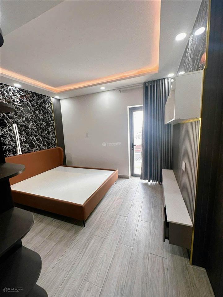 Nhà mặt tiền nguyễn ảnh thủ, quận 12. gần ht43. dt 4.1mx26m. 1 trệt 1 lửng. giá bán 11 tỷ