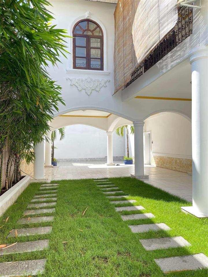 Biệt thự 600m2 mặt tiền bùi văn ngữ, thới tam thôn, hóc môn, giáp quận 12, ngay chợ ba bầu, 35.9 tỷ