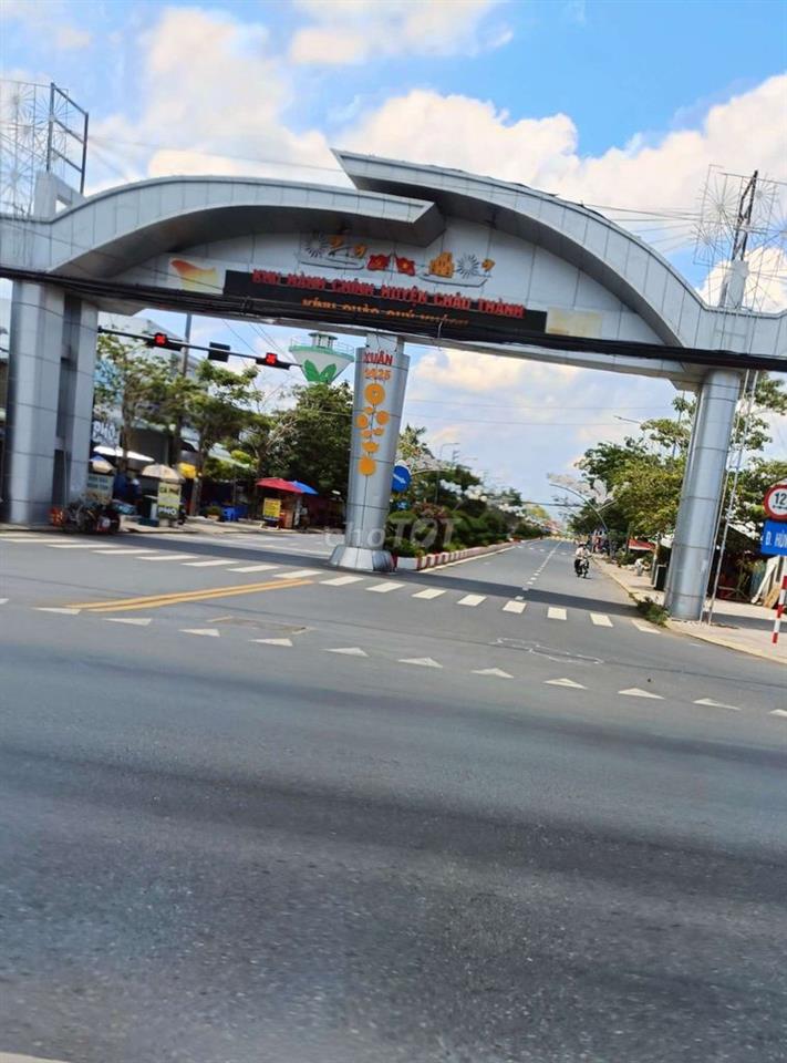 2 nền sát Vingroup cần thơ