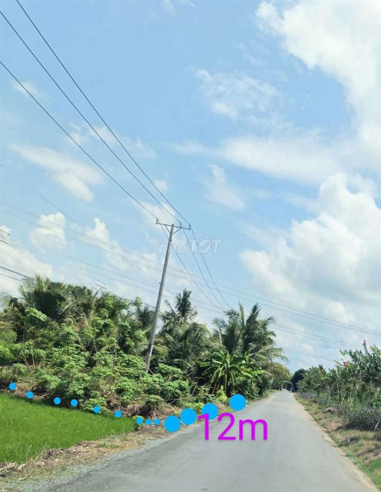 2 nền sát Vingroup cần thơ