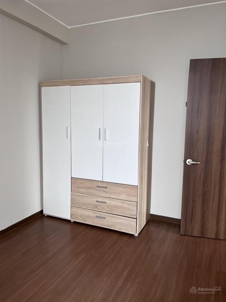 Dành cho người thuê có gu và biết hưởng thụ, căn góc hướng hồ tây chung cư tại tràng an complex
