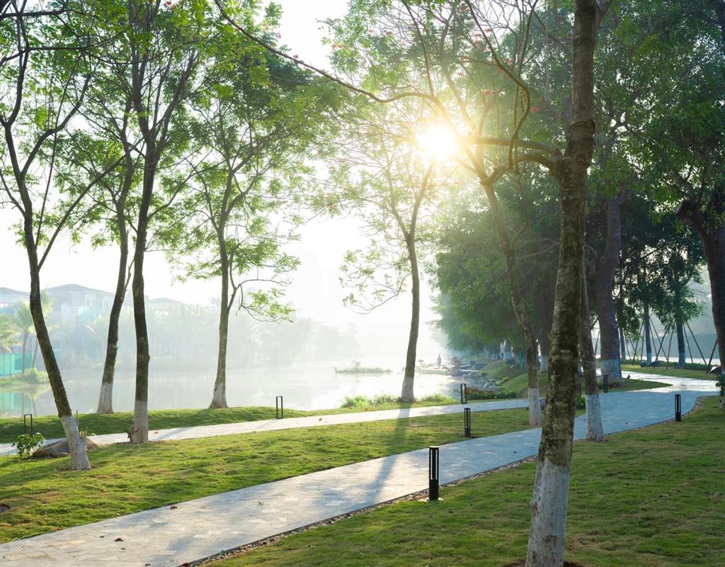 Bán căn hộ onsen 3n2wc hoa hậu giá bán 9,xxtỷ bao phí sang tên