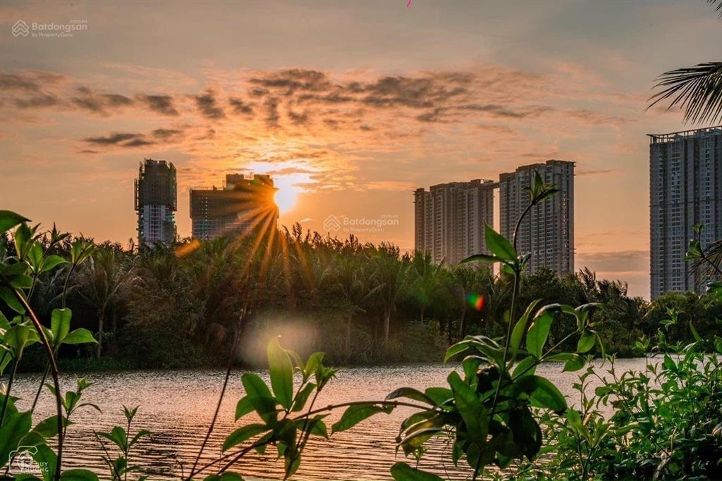 Chủ cần bán gấp căn hộ stu giá siêu tốt 1,8** tỷ bao phí sang tên