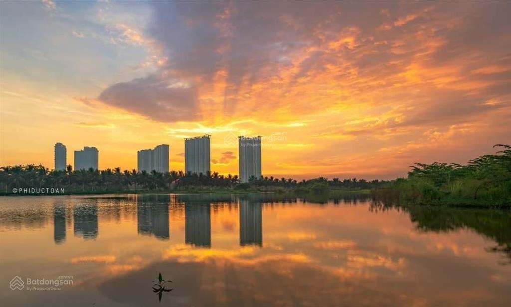 Chủ cần bán gấp căn hộ stu giá siêu tốt 1,8** tỷ bao phí sang tên