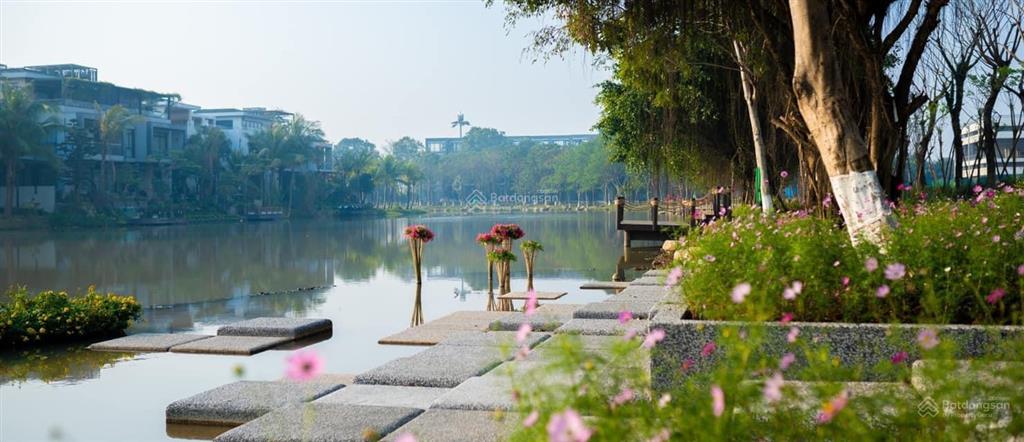 Bán căn hộ onsen 3n2wc hoa hậu giá bán 9,xxtỷ bao phí sang tên