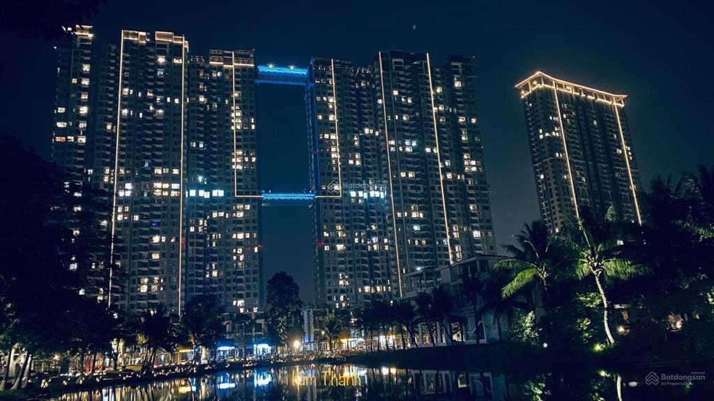 Bán nhanh căn hộ sky oasis view đảo, hướng nam mát, full nội thất giá 2,050 bao phí  0948 014 ***