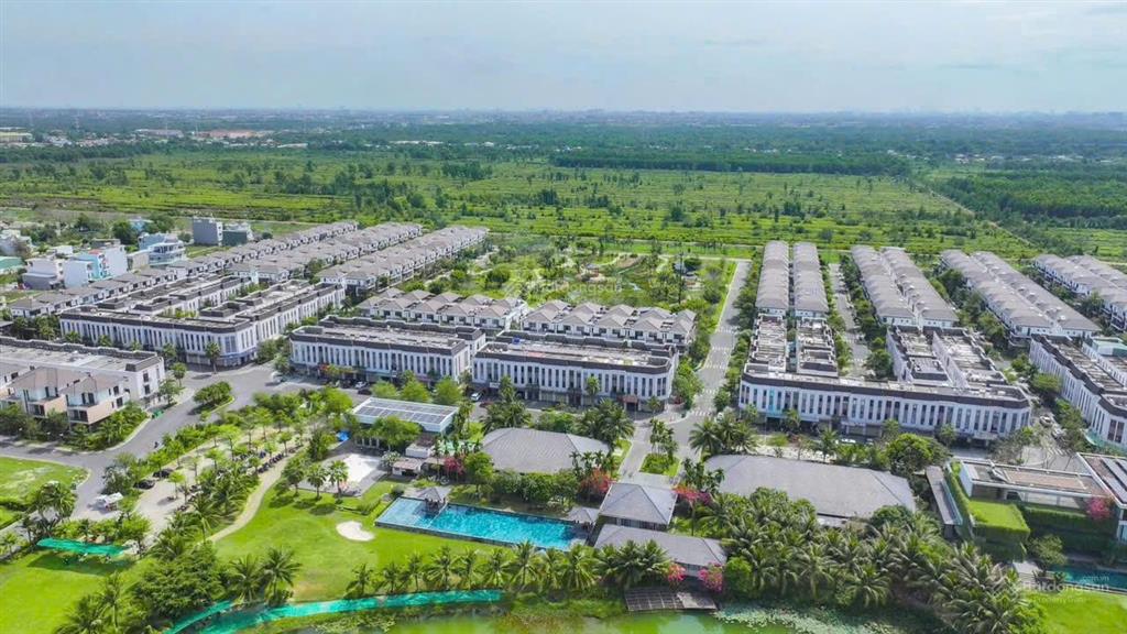 Biệt thự mặt tiền nhựa 30m vị trí kinh doanh đắc địa