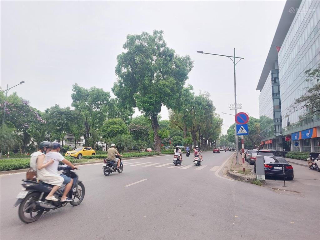 Chính chủ cần bán nhà riêng tại ngõ 294 kim mã, 20m ra mặt đường núi trúcđội cấn đang đc mở thông